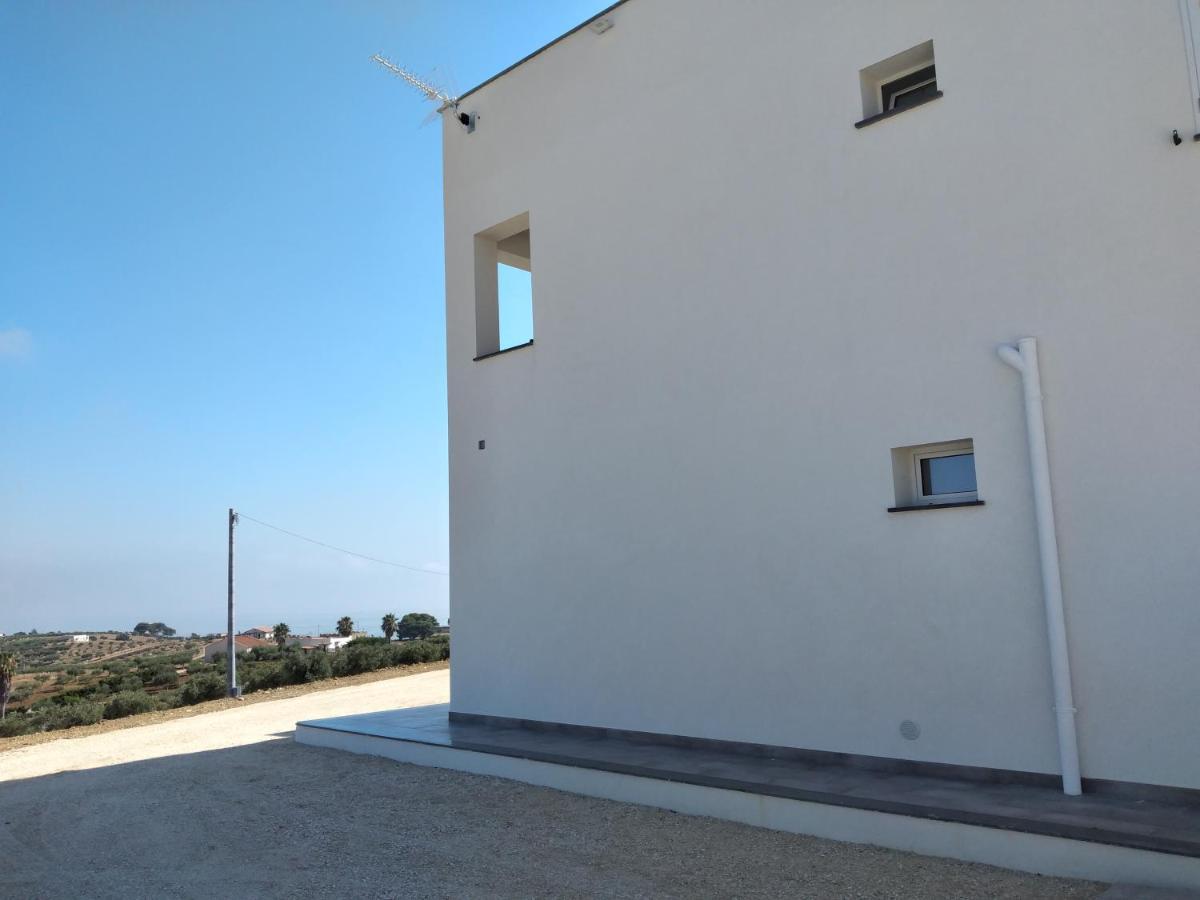 La Dama Bianca Bovo Marina Hotel Montallegro Bagian luar foto